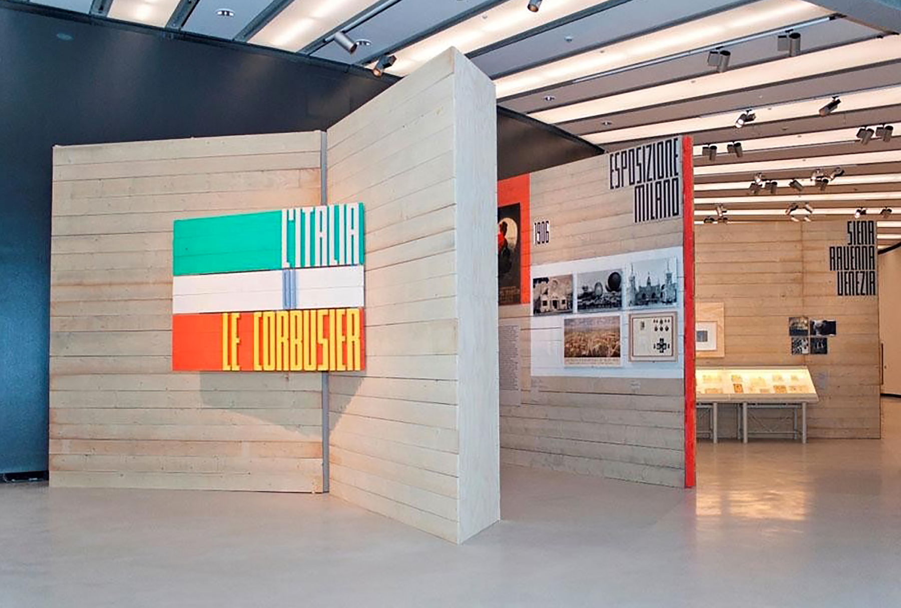 2012_Italia di Le Courbusier_Exhibition01