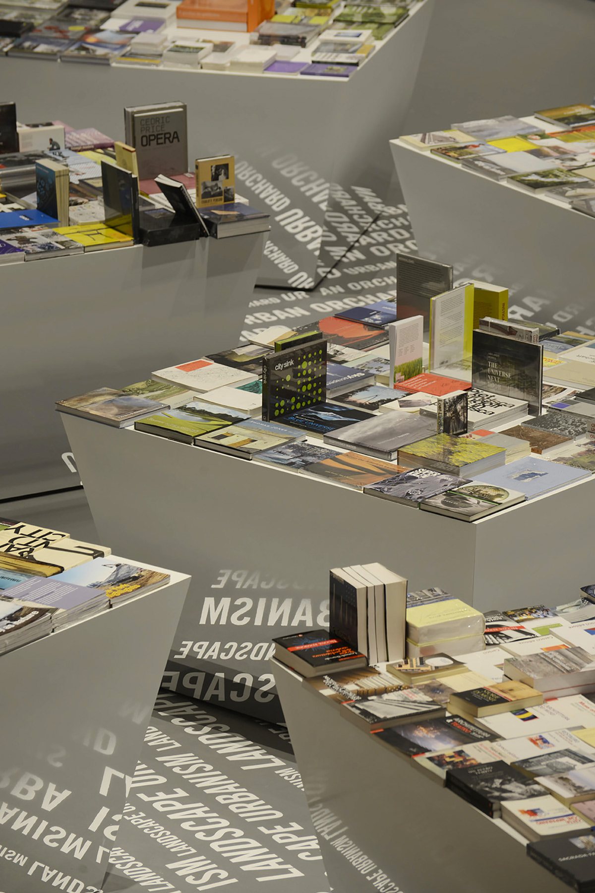 2016_City-after-city_Exhibition_05